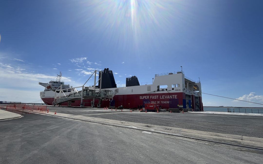 Buque-Super-Fast-Levante