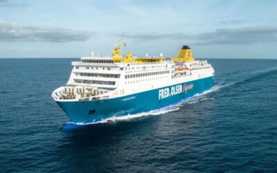 Fred Olsen empieza a operar en solitario la ruta entre Canarias y la península